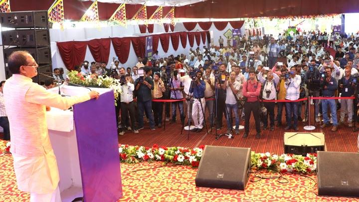मुख्यमंत्री शिवराज सिंह चौहान ने की पत्रकारों के लिए कई अहम घोषणाएं